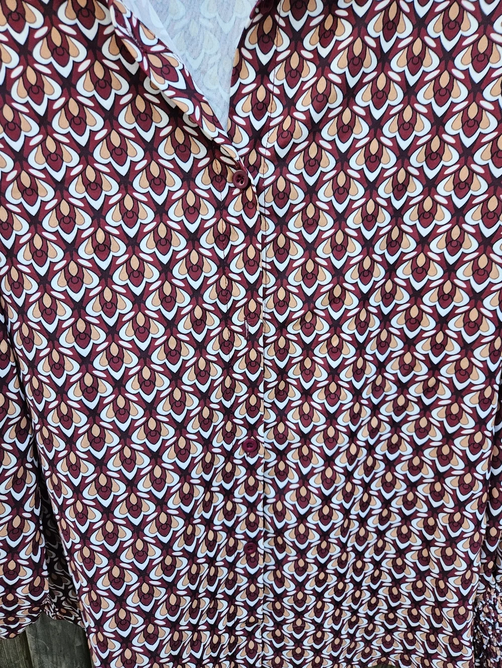 Fashion Woven Geometric Button-Front Blouse - Burgundy Women's Size XL - Picture 8 of 16